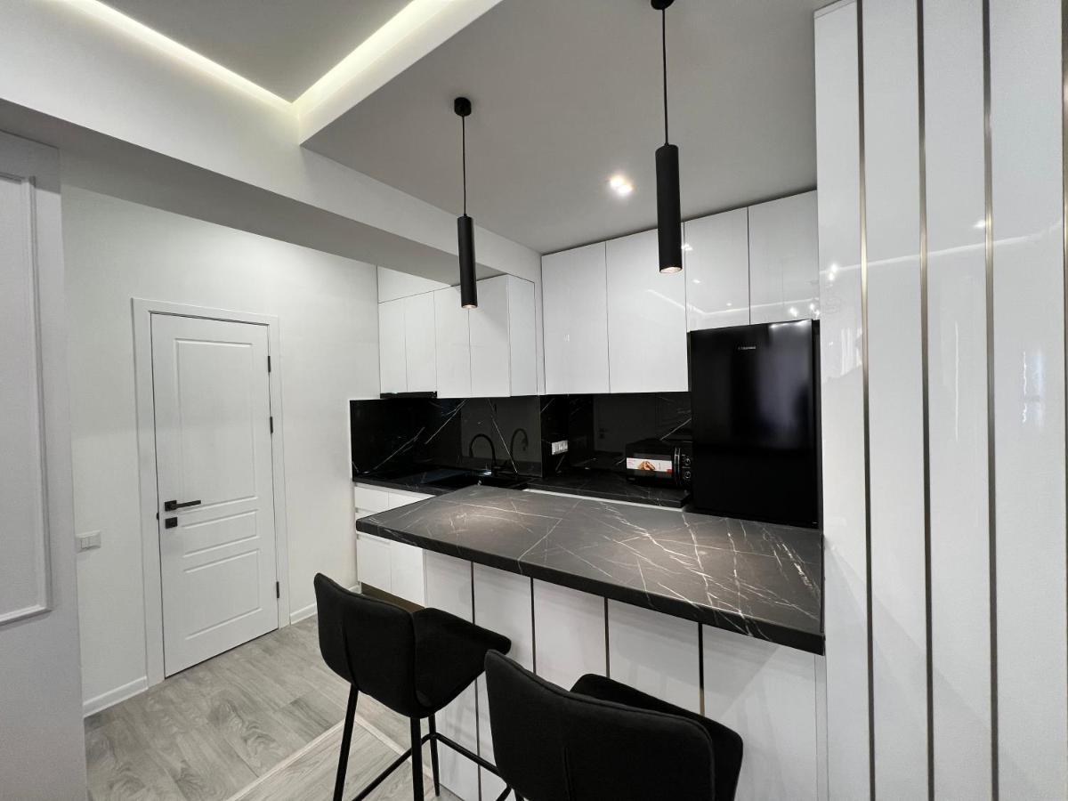 Cozy Apt 3 City Center Jerevan Eksteriør billede